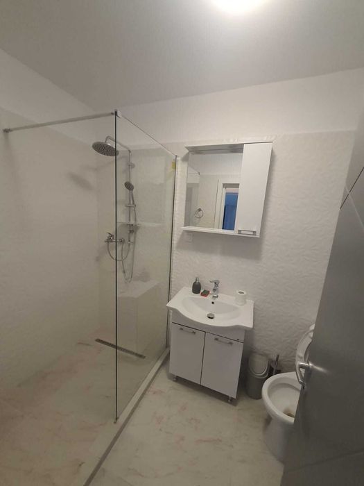 Închiriez apartament 2 camere zona Bulevard Bucuresti