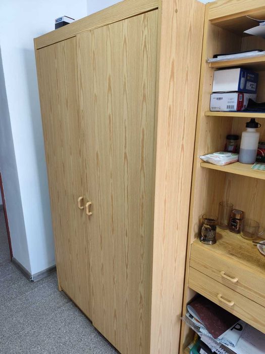 Продам шкафы б/у