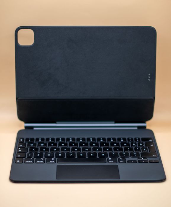 iPad Pro 11”, 512 GB + accesorii premium