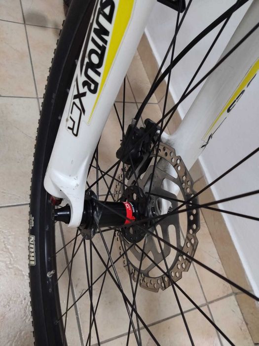 Bicicleta mountain mtb XC Scott Scale 970 Deore Size M (model fabricatie 2015)