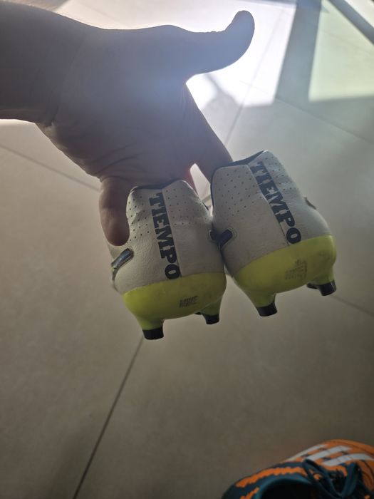 Бутонки Nike Tiempo