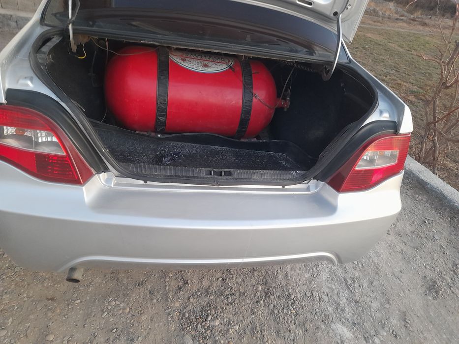 Mashina chotki xarajati yo'q 1.6