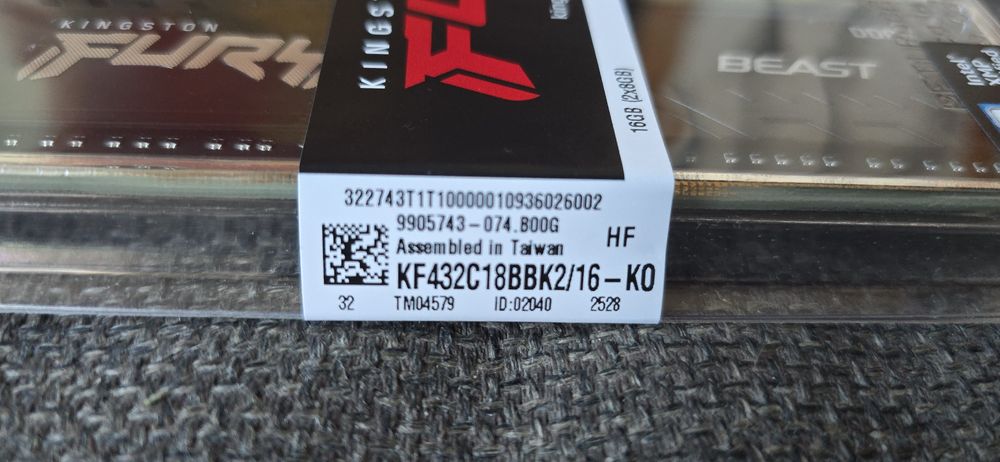 Memorie Ram Kit 16gb 3200Mhz Kingston Fury DDR4 2 x 8GB Nou