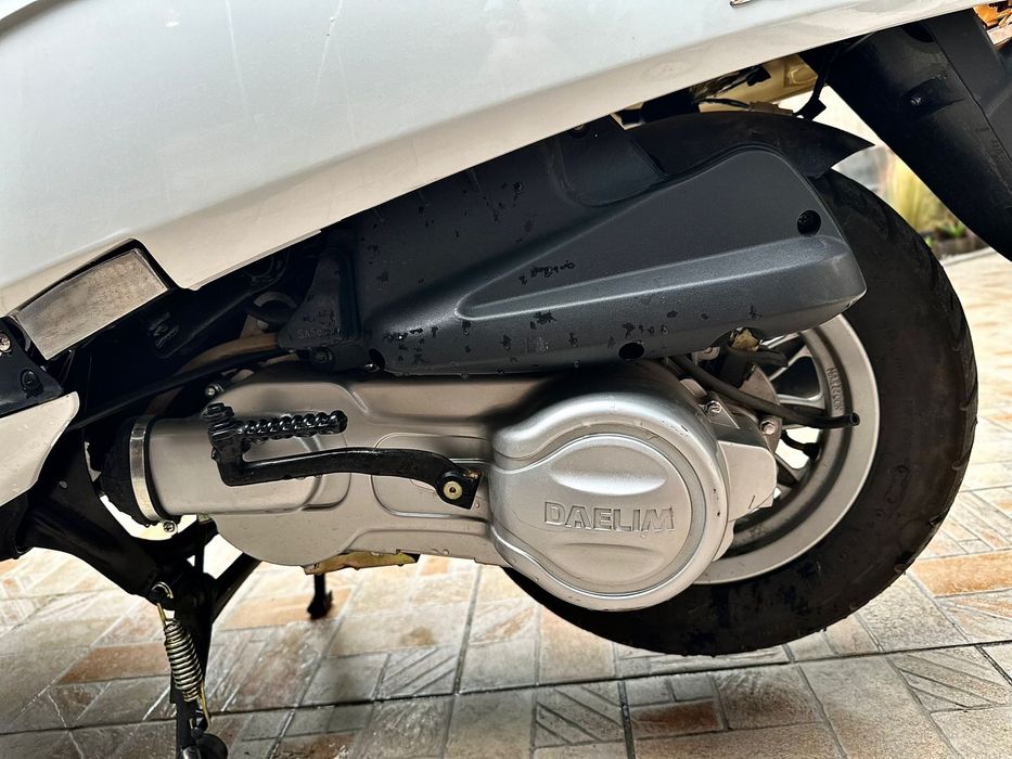 мотор vespa daelim besbi 125 четиритактов