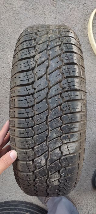 Продам шину новую