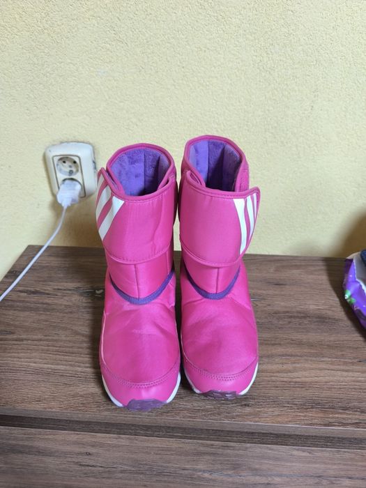 Зимни обувки Adidas