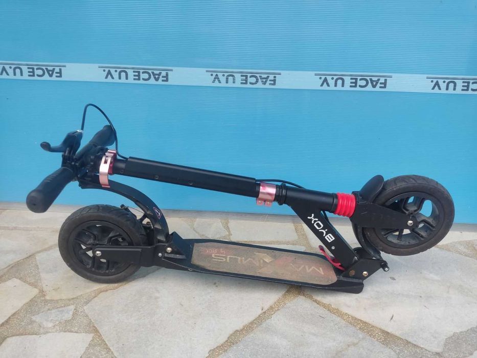 Голяма тротинетка с дискова спирачка BYOX Maximus