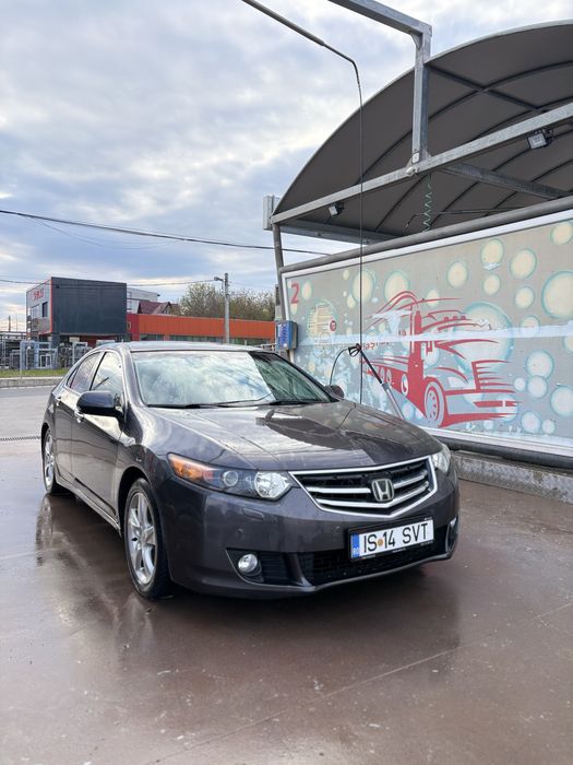 Vand Honda Accord CU2 automata 2.4 vtec 201cp