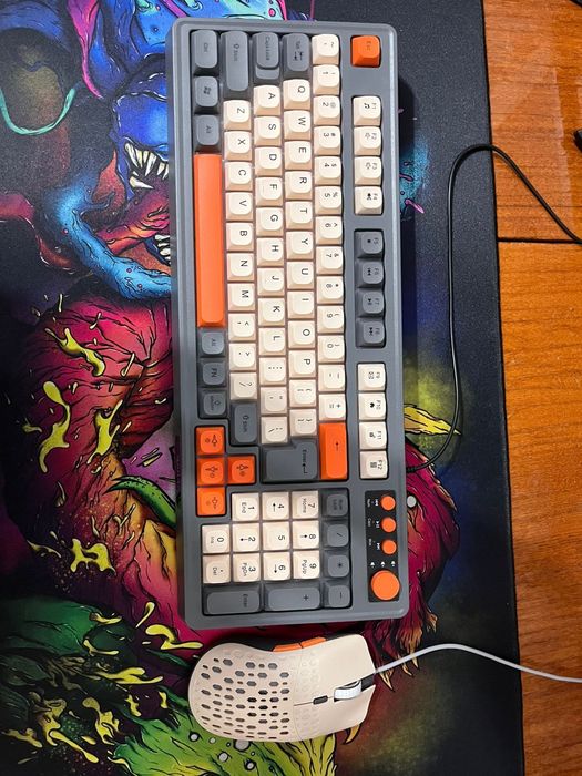 Компьютер игровой в комплекте