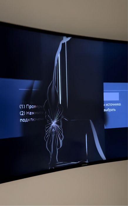 Продам Smart TV Самсунг.