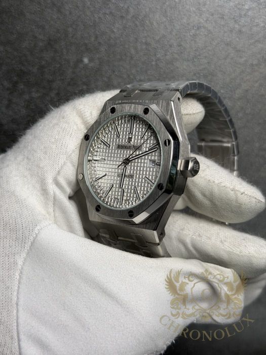 Часовник Audemars Piguet Royal Oak