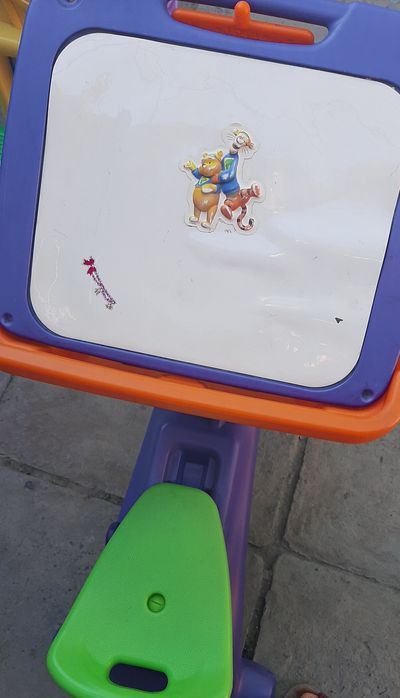 Crayola стульчик наезник