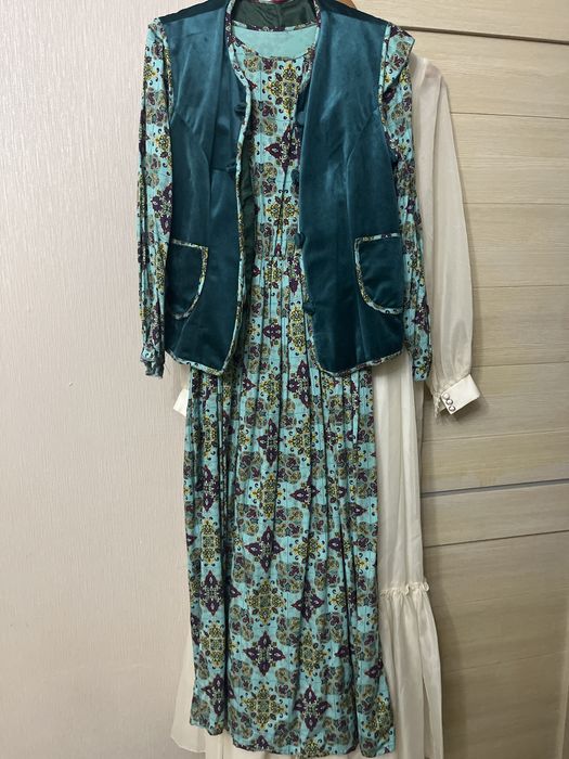 Платья с кажекей