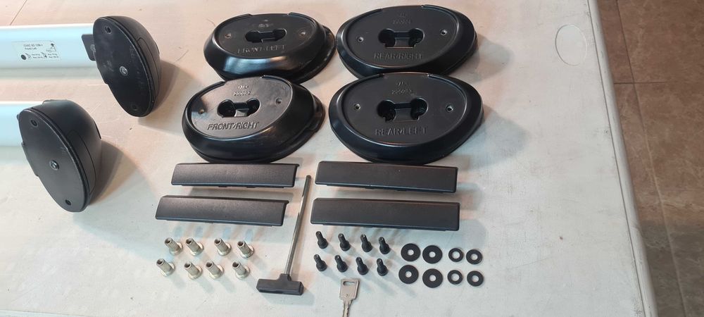 Мазда 2-греди-багажник -thule хонда сивик