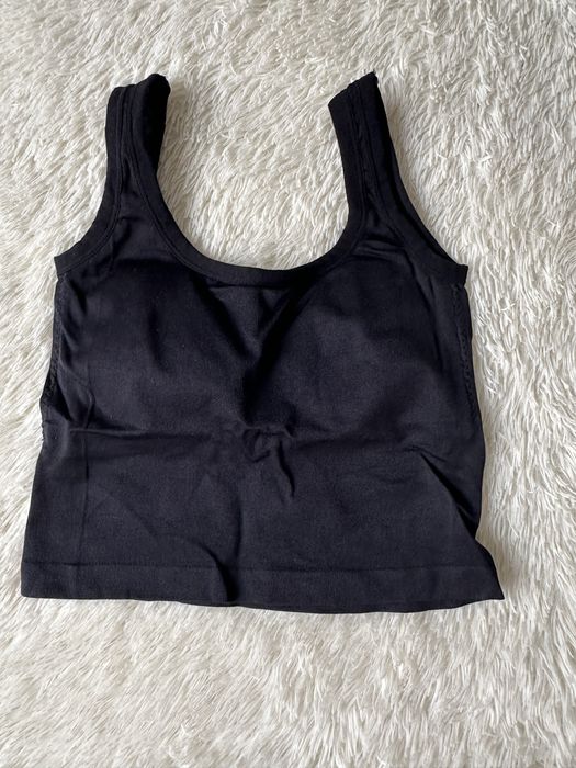 Продам женскую одежду новую