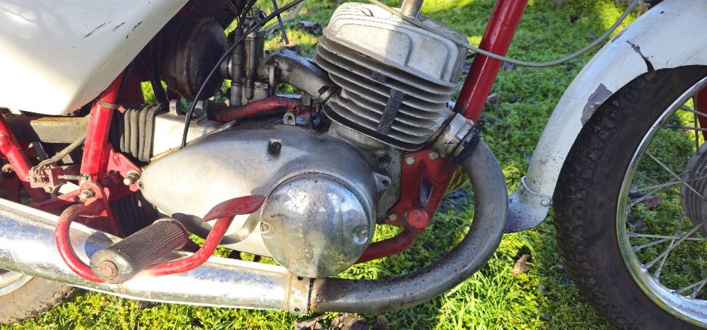 Продавам ИЖ Юпитер 5