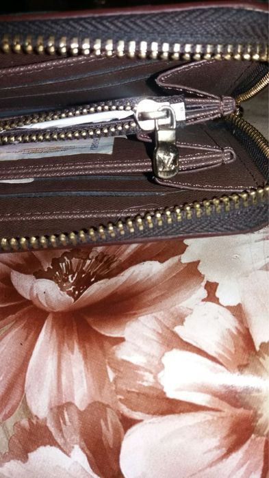 Louise vuitton walet 100 лв