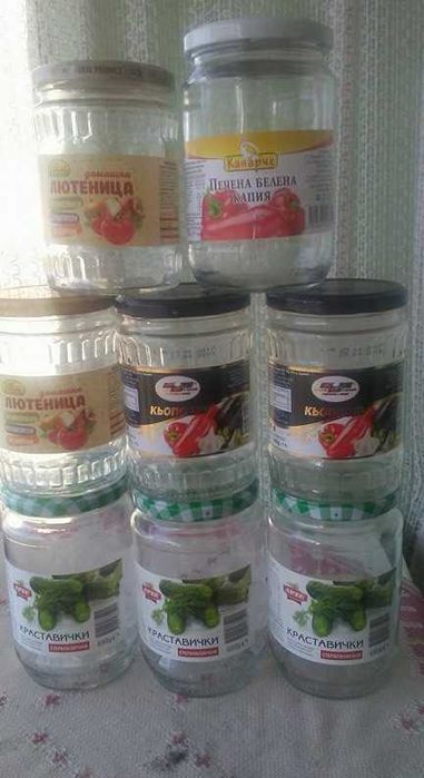 Стъклени буркани и шишета различен размер