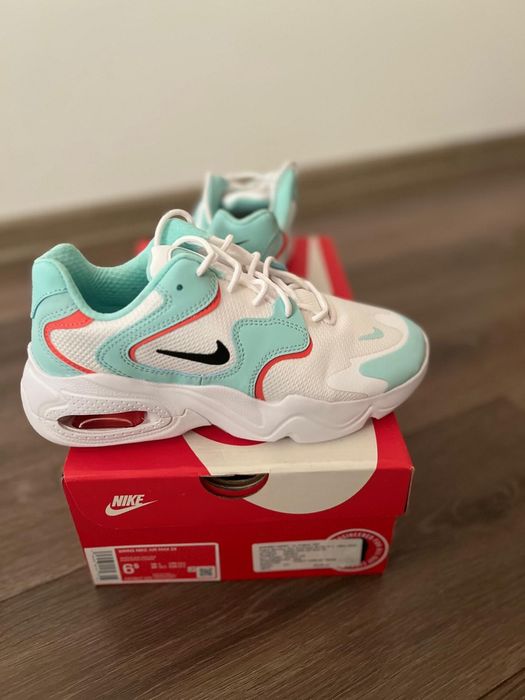 Дамски маратонки Nike номер 37.5