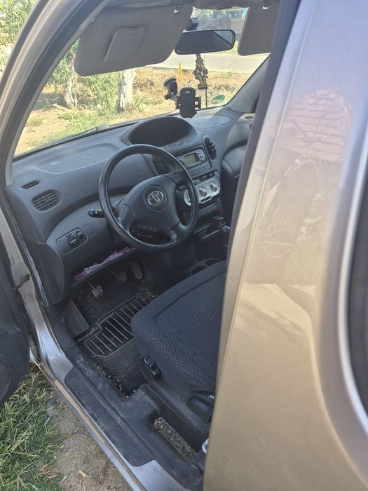 TOYOTA Yaris Verso 2005 — imagine 5