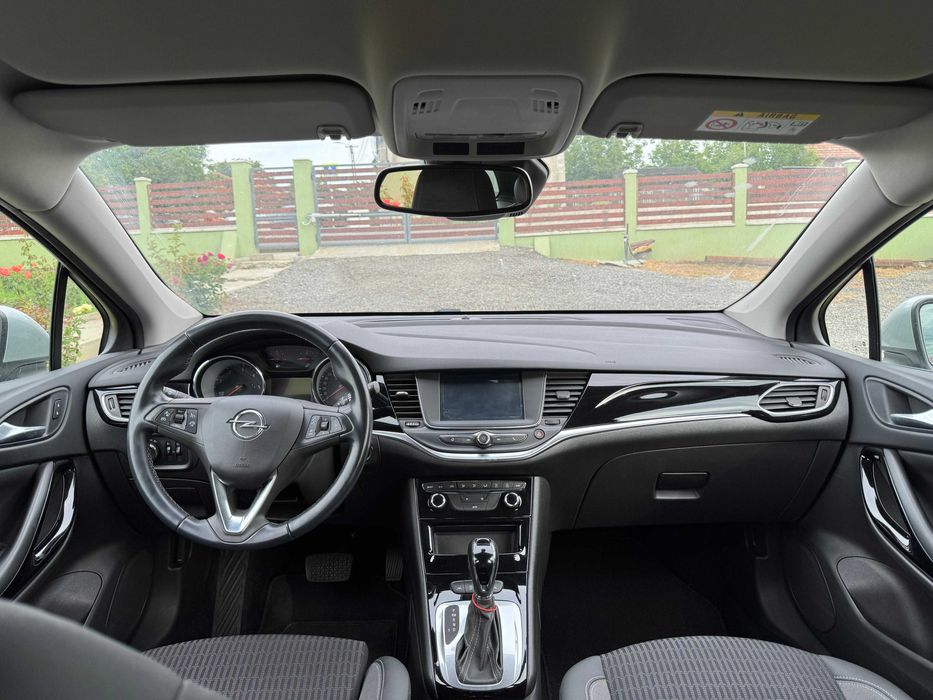 Opel Astra 1.7 TDI din 2014