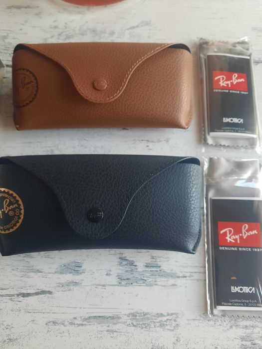 Чисто нови кожени калъфчета Ray Bun