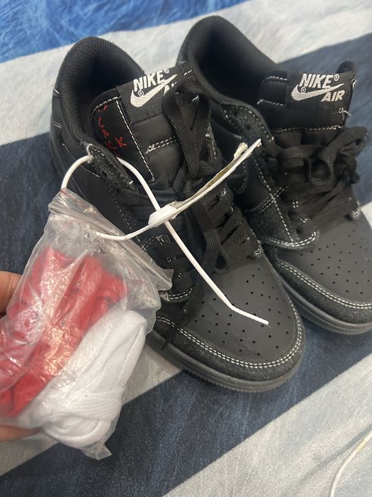 Кроссовки 36р подростковые Nike оригинал