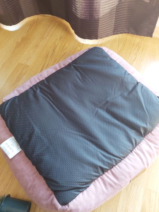 Легло за котки и малки кученца