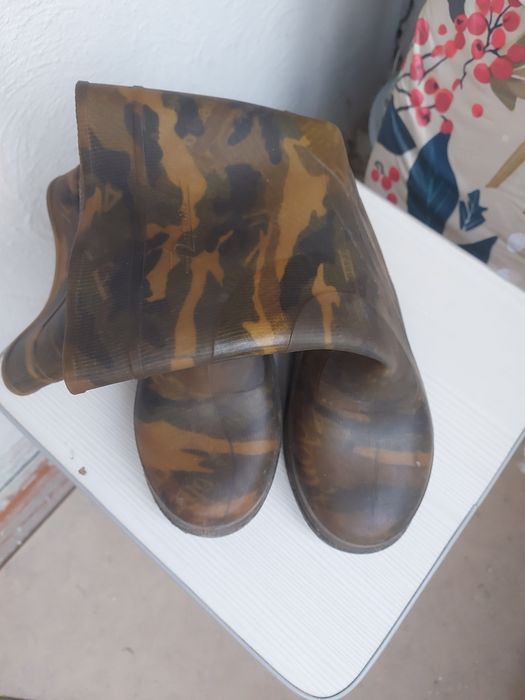 Продам сапоги резиновые