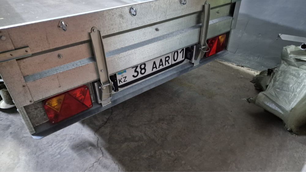 Продам прицеп автомобильный