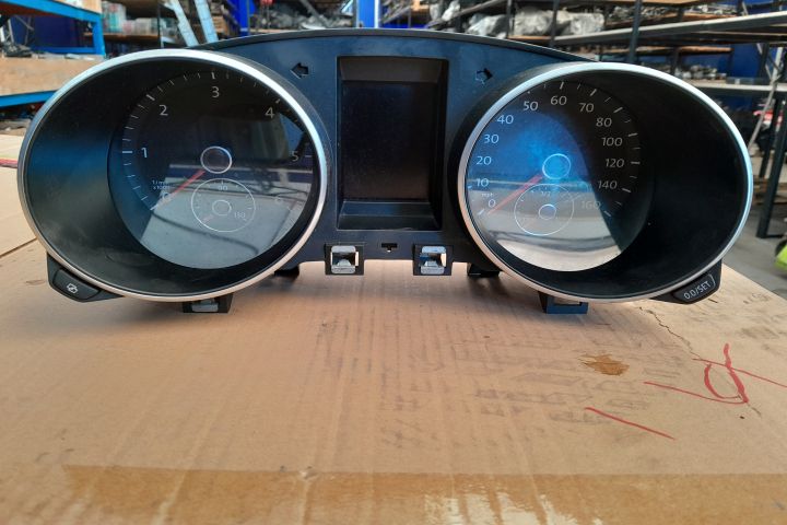Ceasuri bord 5K0920960J Volkswagen VW Golf a 6-a generatie