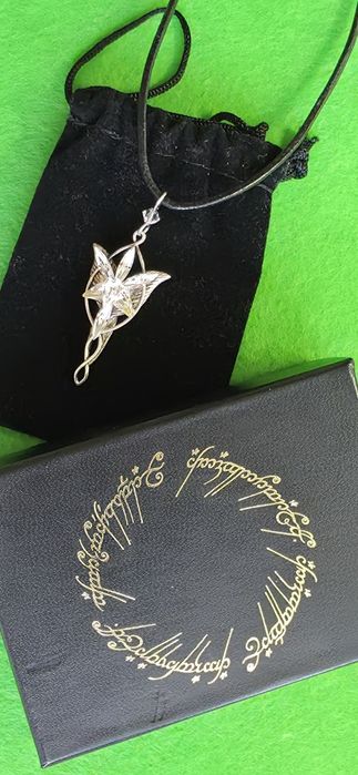 Кулон " Свет Вечерней Звезды" мини версия от  The Noble Collection