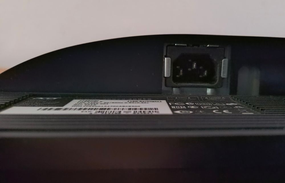 Монитор Acer V196HQL