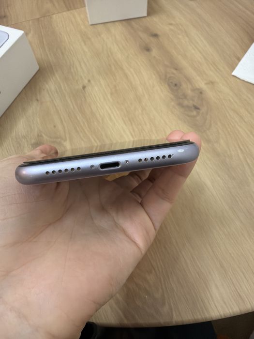 Iphone 11 фиолетового цвета