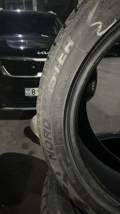 Зимние шины R18/235/45