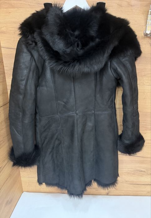 Уникален кожух от естествена кожа