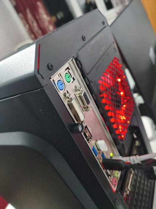 Корпус Delux atom