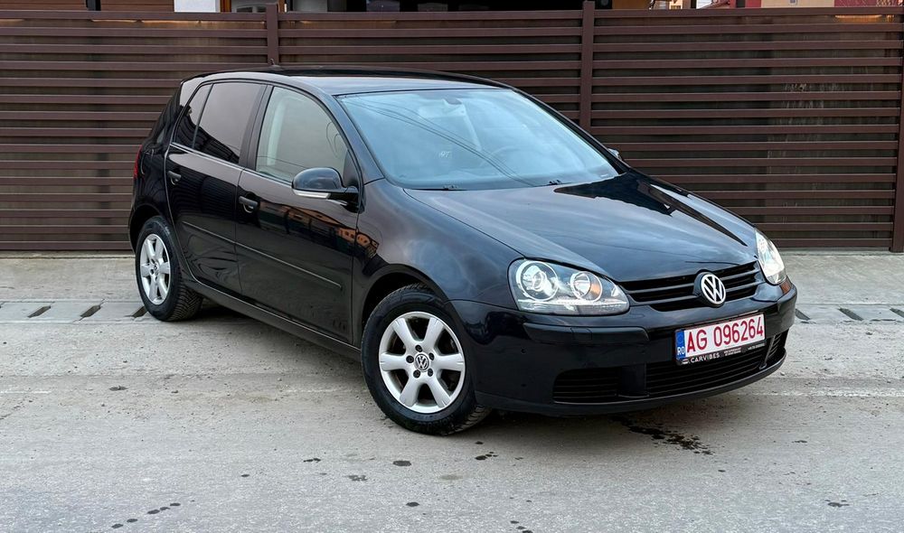 VW Golf 5 / 1.6 / Bi-Xenon / Navi