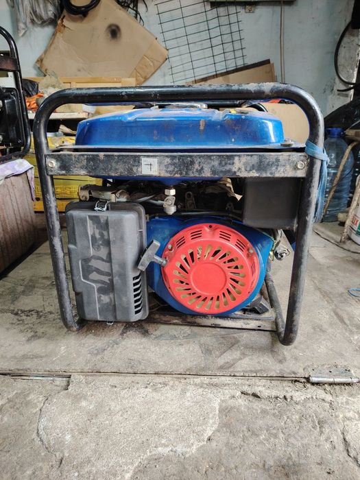 Генератор бензиновый