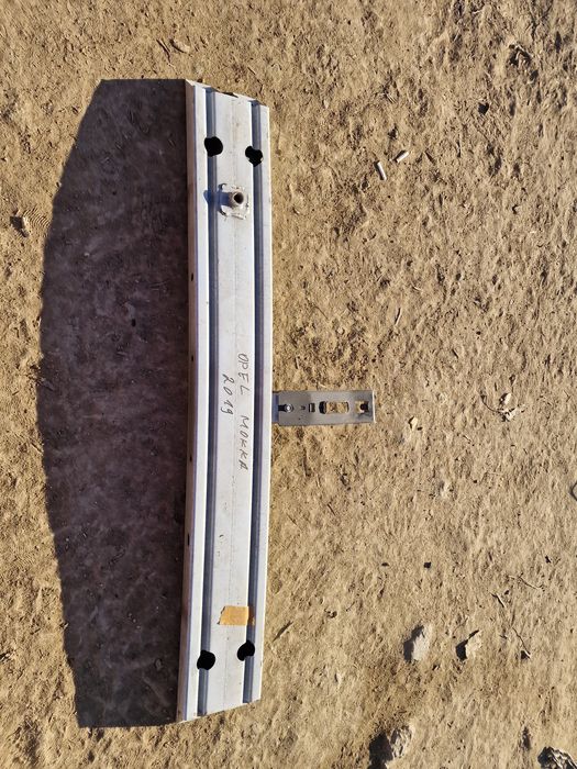 Opel Mokka 2019 греда предна броня