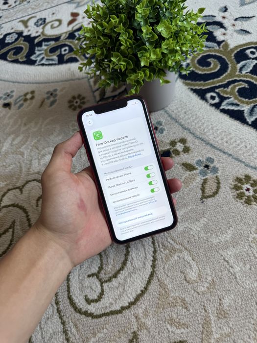 Продам iPhone 11