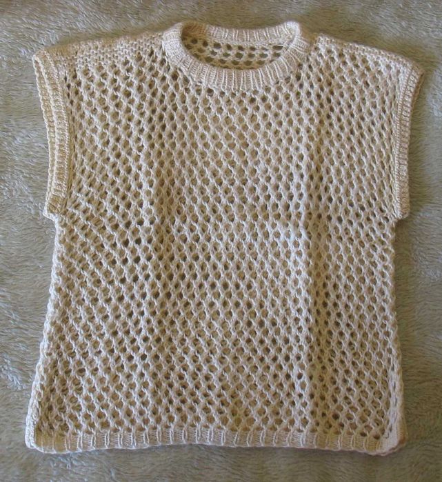 Вълнени плетени пуловери