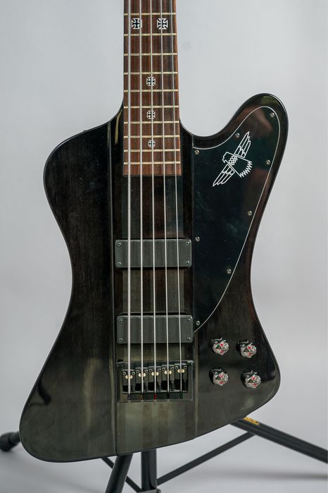Бас китара Epiphone Thunderbird Pro-V