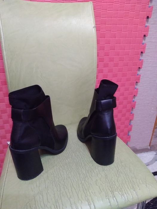 Срочно! Продам ботильоны.Торг.