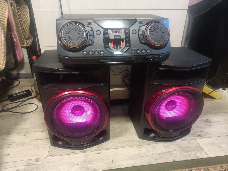 Музыкальный центр LG CL87