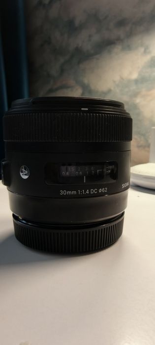 Продам объектив  SIGMA