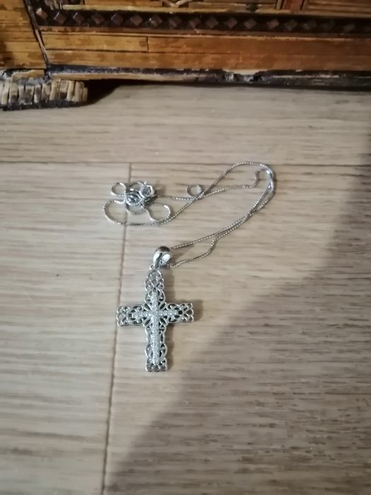 , Сребърно колие,