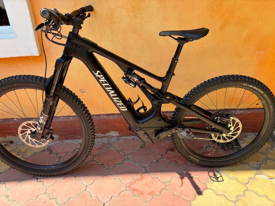Bicicleta electrica full suspension carbon SPECIALIZED LEVO