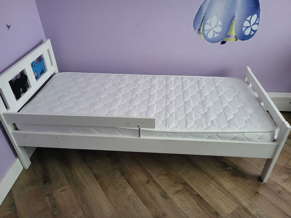 De vanzare pat Ikea pentru copii