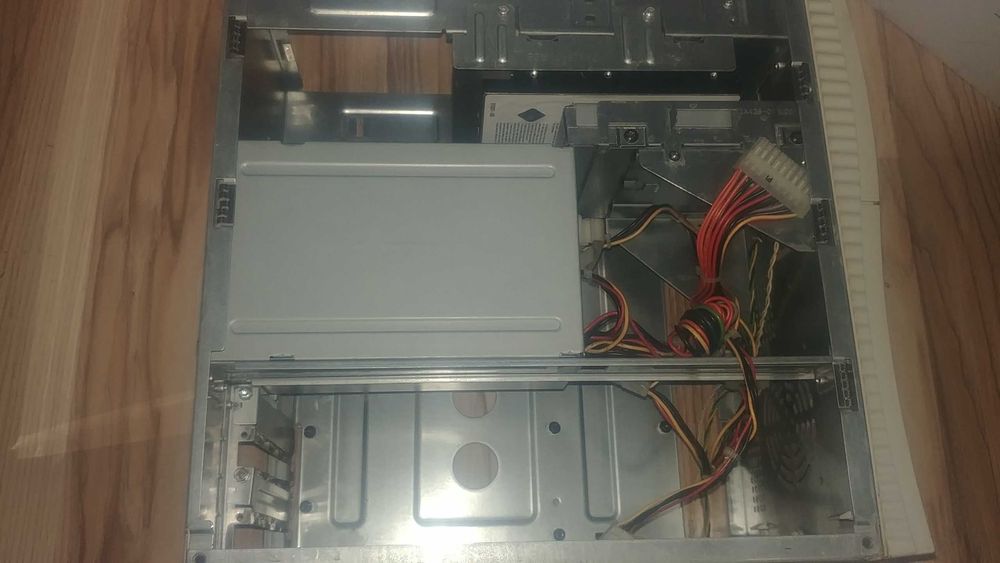 Корпус для Pentium 2 с БП 110W